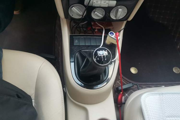 Used Volkswagen Lavida 2008 1.6L Manual Premium Edition Gear Lever