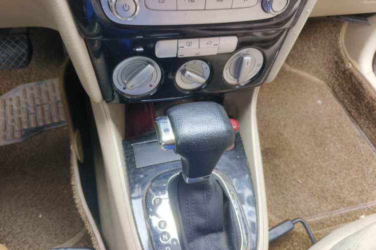 Used Volkswagen Lavida 2008 1.6L Automatic Joy Edition Gear Lever