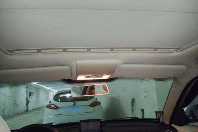 Used Volkswagen Lavida 2008 1.6L Manual Premium Edition Headliner