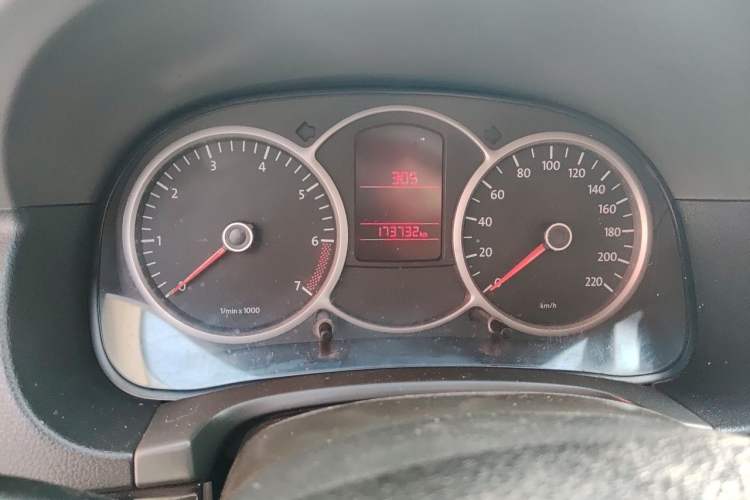 Used Volkswagen Lavida 2008 1.6L Automatic Joy Edition Instrument Cluster