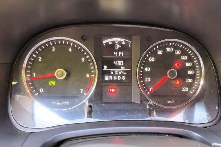 Used Volkswagen Lavida 2008 1.6L Automatic Prestige Edition Instrument Cluster
