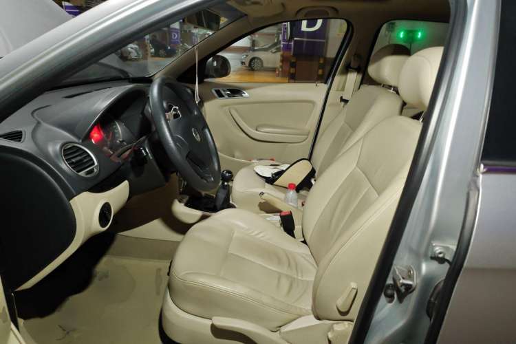 Used Volkswagen Lavida 2008 1.6L Manual Premium Edition Left Front Seat