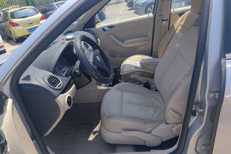 Used Volkswagen Lavida 2008 1.6L Manual Premium Edition Left Front Seat