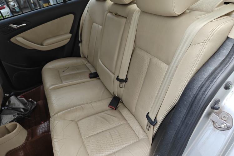 Used Volkswagen Lavida 2008 1.6L Automatic Prestige Edition Left Rear Seat