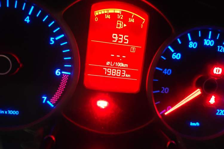 Used Volkswagen Lavida 2008 1.6L Manual Premium Edition Odometer Close Up