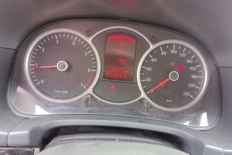 Used Volkswagen Lavida 2008 1.6L Automatic Prestige Edition Odometer Close Up