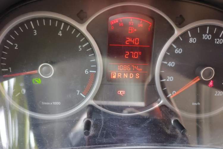 Used Volkswagen Lavida 2008 1.6L Automatic Joy Edition Odometer Close Up