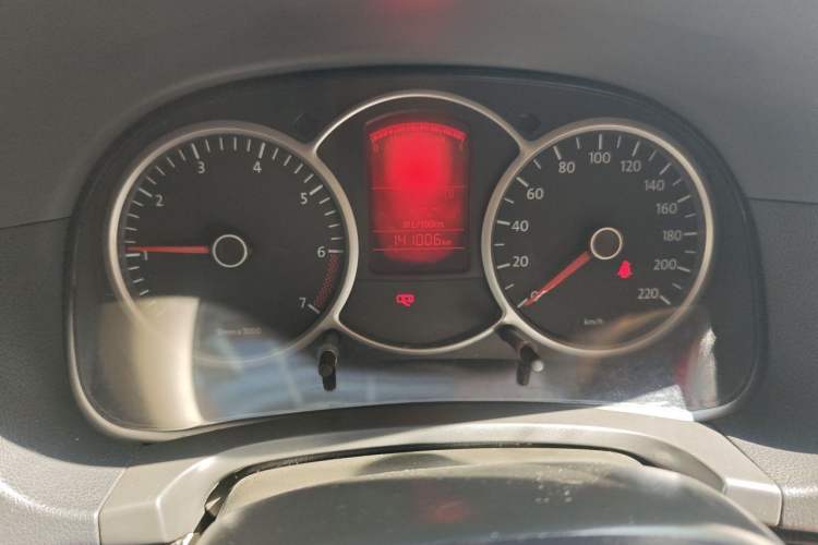 Used Volkswagen Lavida 2008 1.6L Manual Premium Edition Odometer Close Up