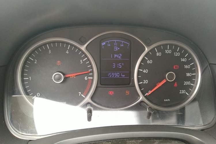 Used Volkswagen Lavida 2008 1.6L Manual Premium Edition Odometer Close Up