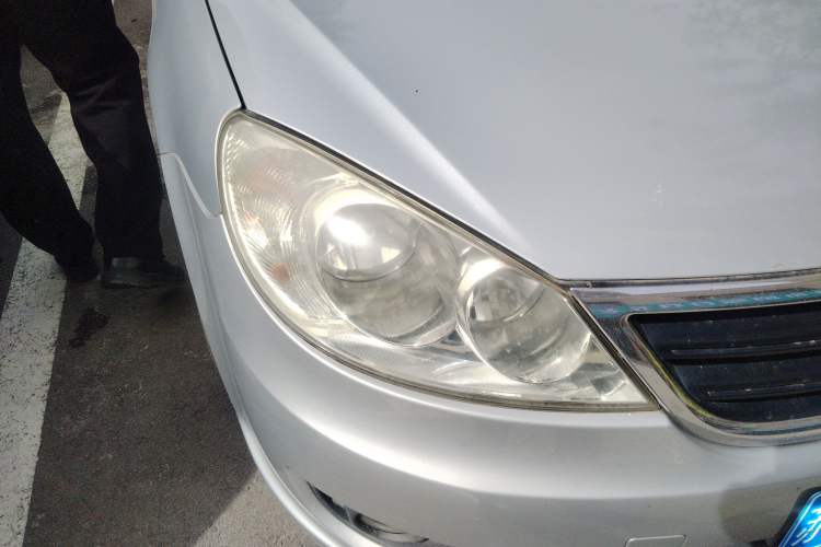 Used Volkswagen Lavida 2008 1.6L Manual Joyful Edition Right Front Headlight