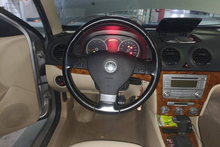 Used Volkswagen Lavida 2008 1.6L Automatic Pinxuan Edition Steering Wheel