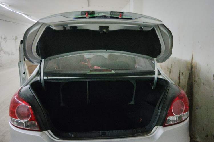 Used Volkswagen Lavida 2008 1.6L Manual Premium Edition Trunk