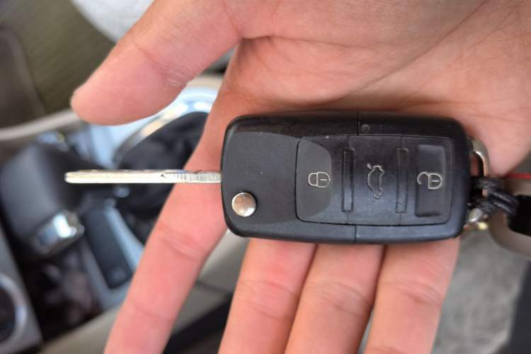 Used Volkswagen Lavida 2008 1.6L Automatic Prestige Edition Vehicle Key