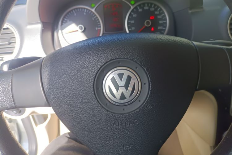 Used Volkswagen Lavida 2008 1.6L Manual Premium Edition Vehicle Key