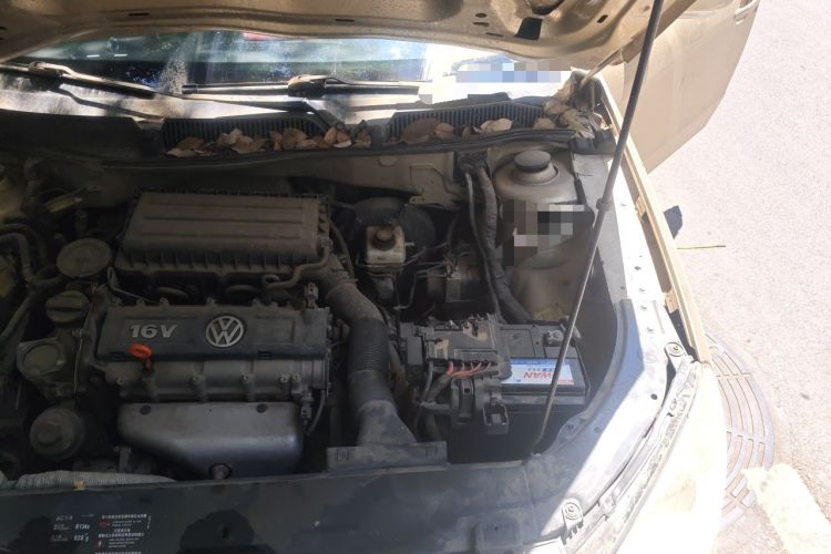 Used Volkswagen Lavida 2008 1.6L Automatic Prestige Edition Engine Bay Left
