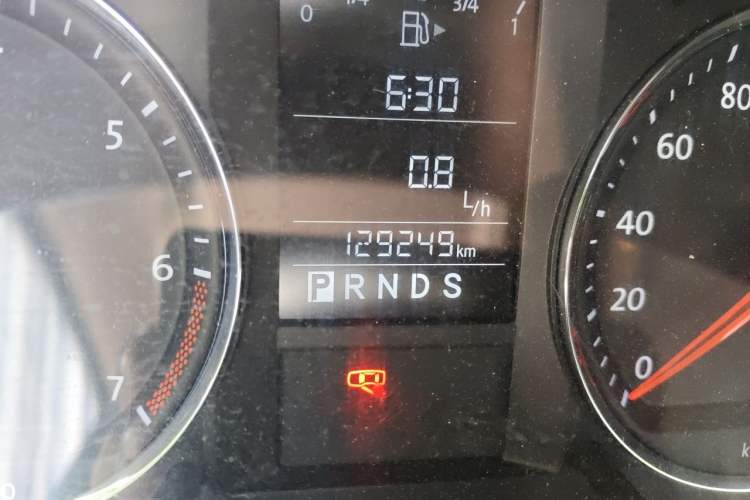 Used Volkswagen Lavida 2008 1.6L Automatic Prestige Edition Odometer Close Up