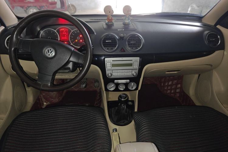Used Volkswagen Lavida 2009 2.0L Manual - PinYou Version Center Console