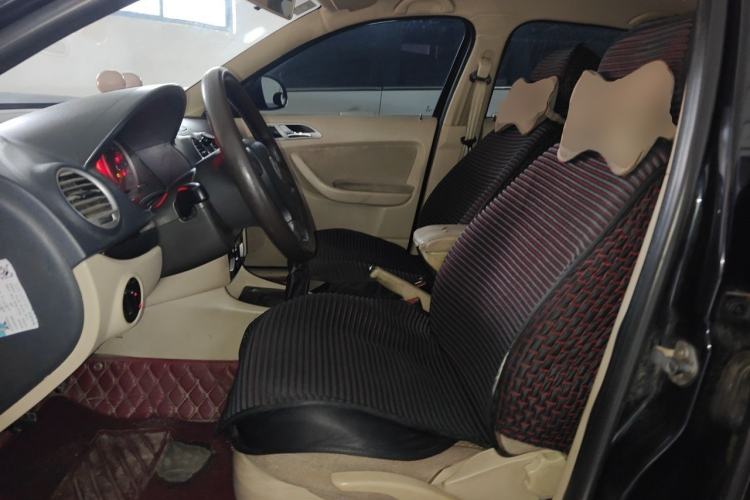 Used Volkswagen Lavida 2009 2.0L Manual - PinYou Version Left Front Seat