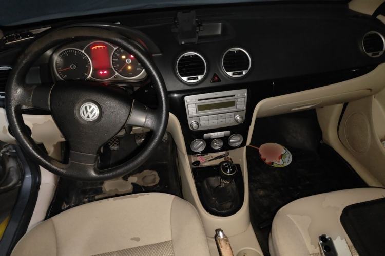 Used Volkswagen Lavida 2009 2.0L Manual - PinYou Version Center Console