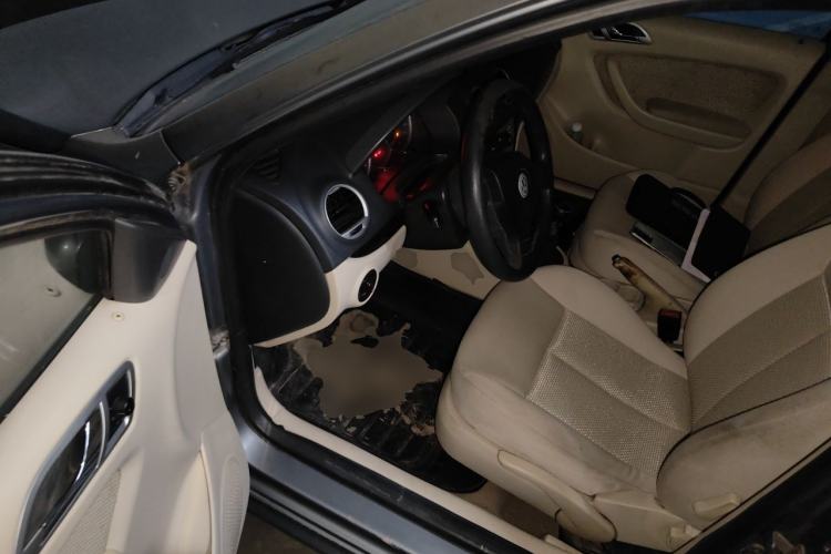 Used Volkswagen Lavida 2009 2.0L Manual - PinYou Version Driver Seat