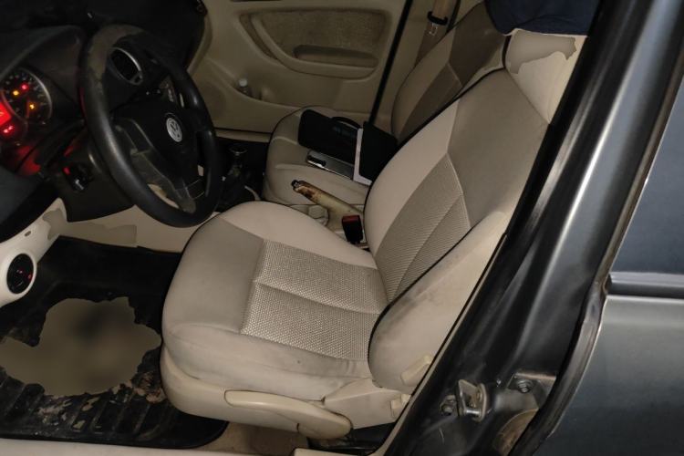 Used Volkswagen Lavida 2009 2.0L Manual - PinYou Version Left Front Seat