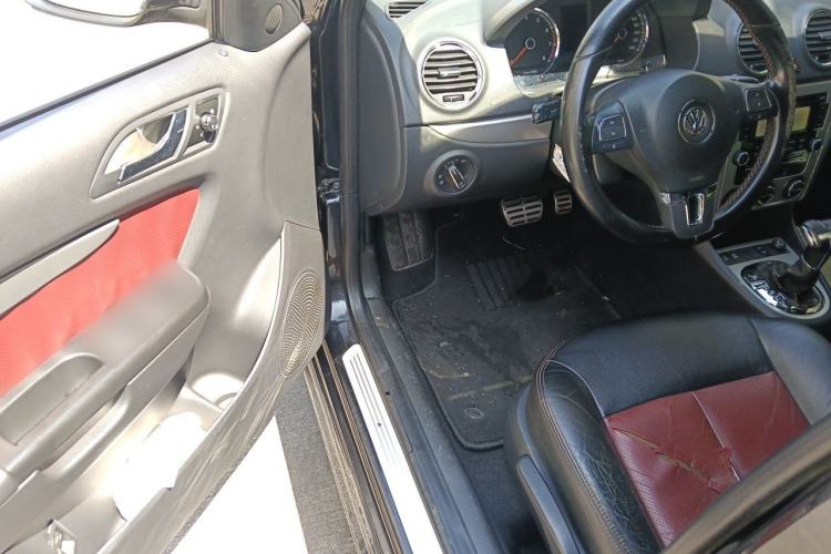 Used Volkswagen Lavida 2010 1.4TSI Sport Edition Driver Seat