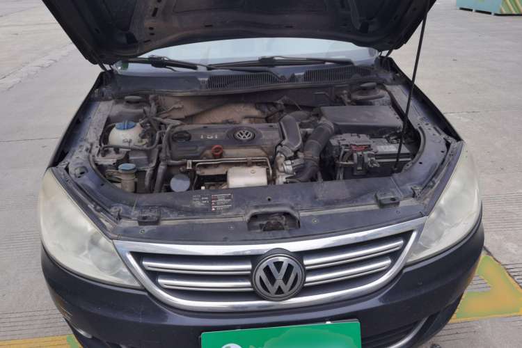 Used Volkswagen Lavida 2010 1.4TSI Sport Edition Engine Bay