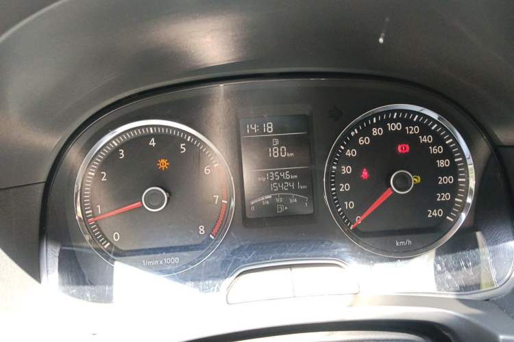 Used Volkswagen Lavida 2010 1.4TSI Sport Edition Instrument Cluster