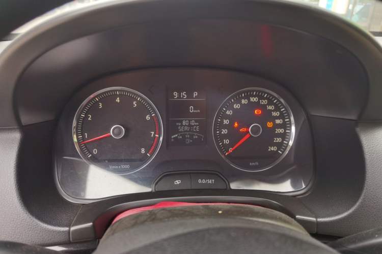 Used Volkswagen Lavida 2010 1.4TSI Sport Edition Instrument Cluster