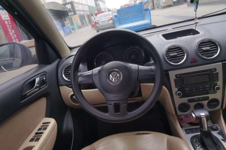 Used Volkswagen Lavida 2010 1.4TSI Sport Edition Steering Wheel