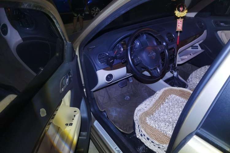 Used Volkswagen Lavida 2010 1.4TSI Sport Edition Driver Seat