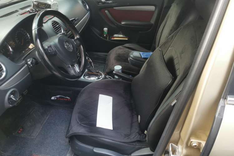 Used Volkswagen Lavida 2010 1.4TSI Sport Edition Left Front Seat