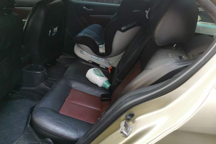 Used Volkswagen Lavida 2010 1.4TSI Sport Edition Left Rear Seat