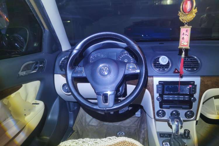 Used Volkswagen Lavida 2010 1.4TSI Sport Edition Steering Wheel