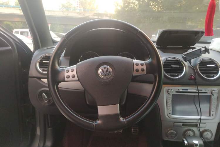 Used Volkswagen Lavida 2010 1.4TSI Sport Edition Steering Wheel