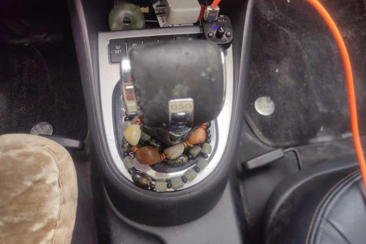Used Volkswagen Lavida 2010 1.4TSI Sport Edition Gear Lever