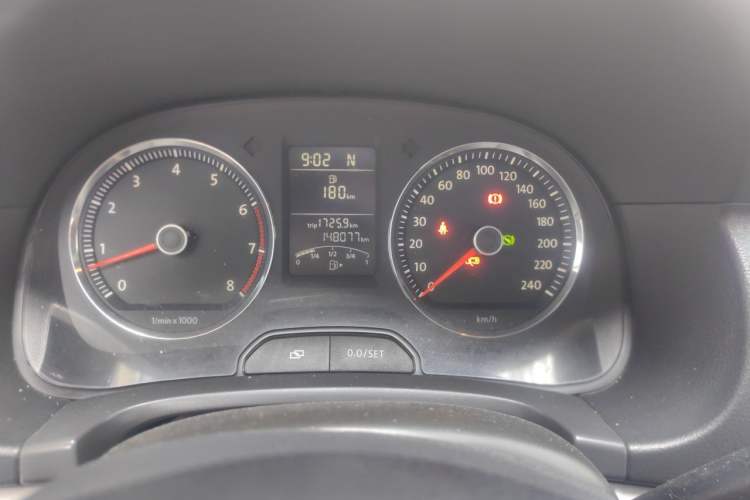 Used Volkswagen Lavida 2010 1.4TSI Sport Edition Instrument Cluster