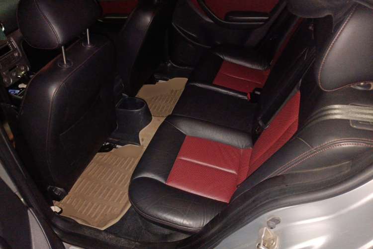 Used Volkswagen Lavida 2010 1.4TSI Sport Edition Left Rear Seat