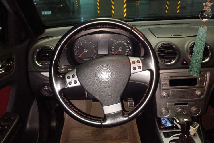 Used Volkswagen Lavida 2010 1.4TSI Sport Edition Steering Wheel