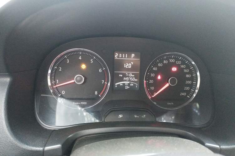 Used Volkswagen Lavida 2010 1.4TSI Sport Edition Instrument Cluster