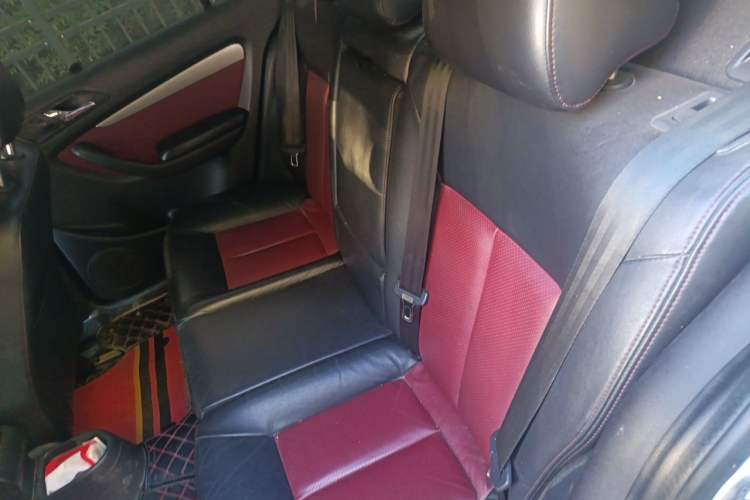 Used Volkswagen Lavida 2010 1.4TSI Sport Edition Left Rear Seat