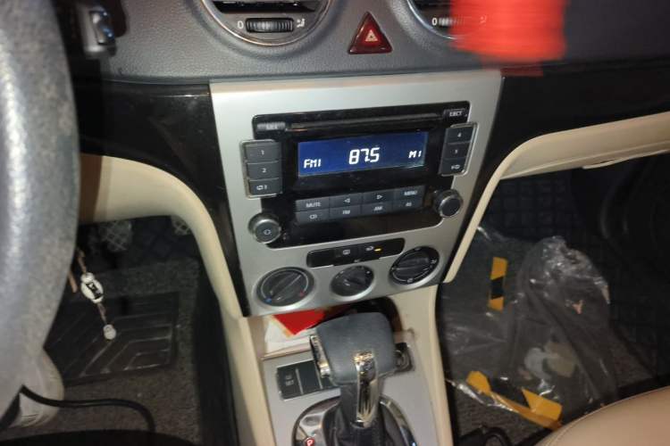 Used Volkswagen Lavida 2011 1.4 TSI DSG Prestige Edition Audio And AC Panel
