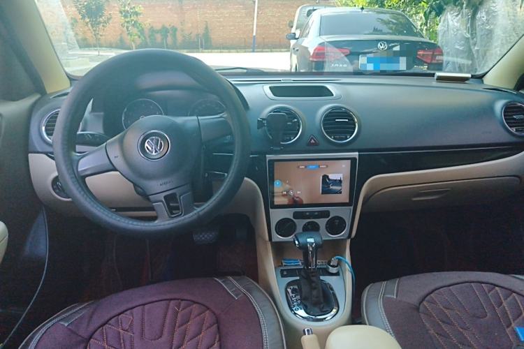 Used Volkswagen Lavida 2011 1.4 TSI DSG Prestige Edition Center Console