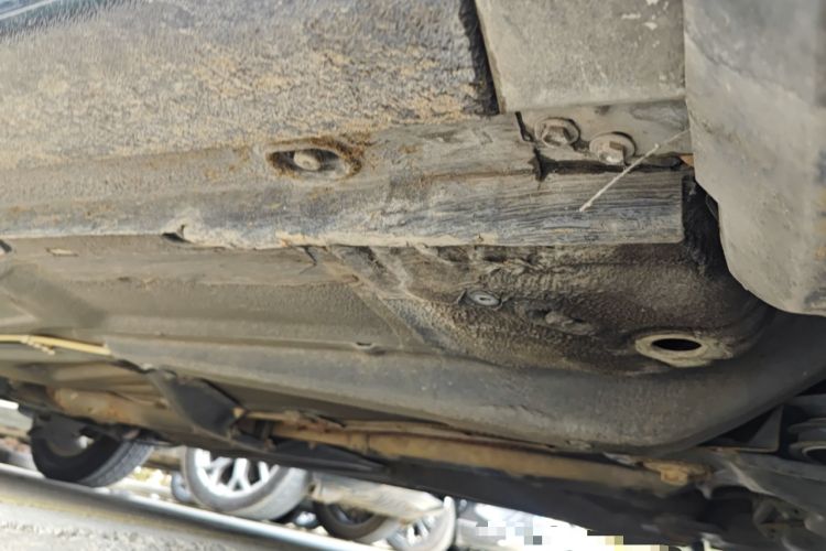 Used Volkswagen Lavida 2011 1.6L Manual Joy Version Chassis Front Right