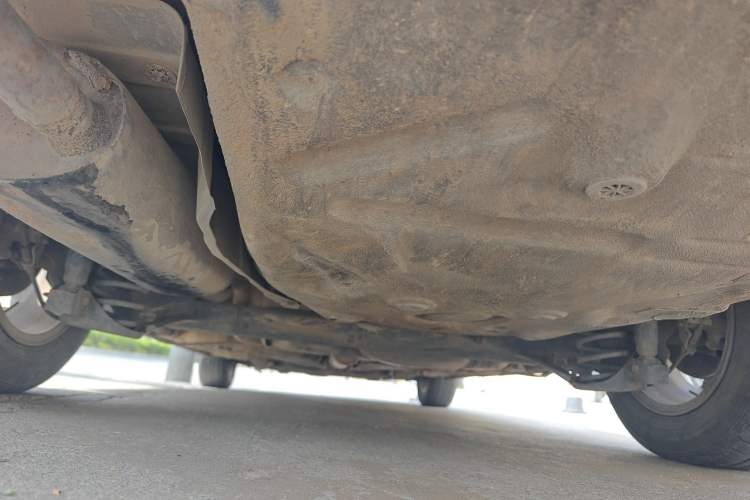 Used Volkswagen Lavida 2011 1.6L Manual - Premium Edition Chassis Rear