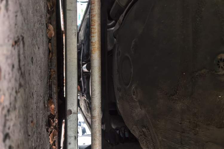 Used Volkswagen Lavida 2011 1.6L Automatic Premium Edition Chassis Rear