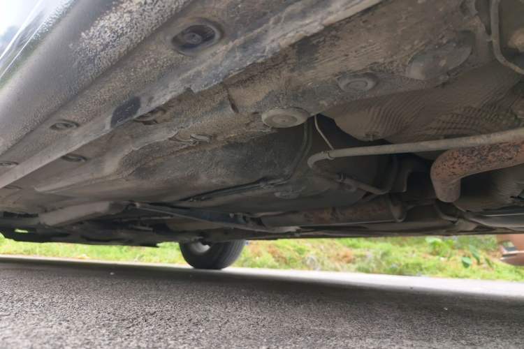 Used Volkswagen Lavida 2011 1.6L Automatic Premium Edition Chassis Rear Left
