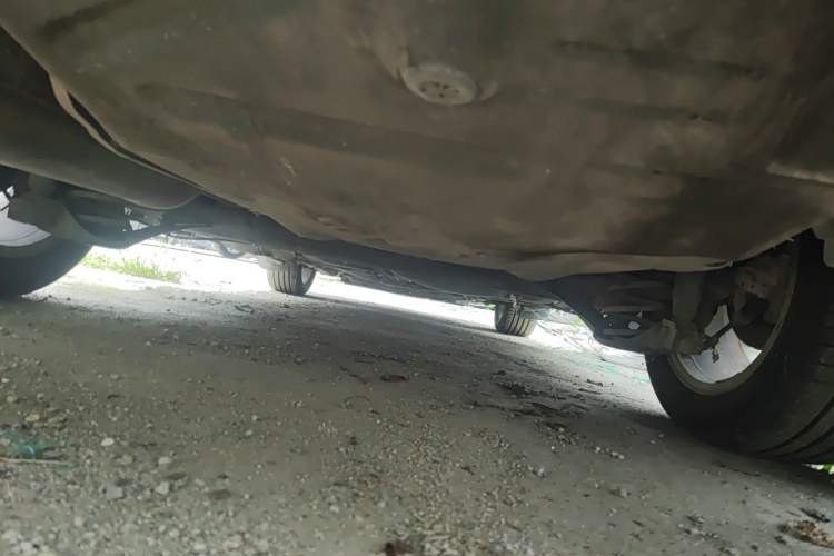 Used Volkswagen Lavida 2011 1.6L Manual - Premium Edition Chassis Rear