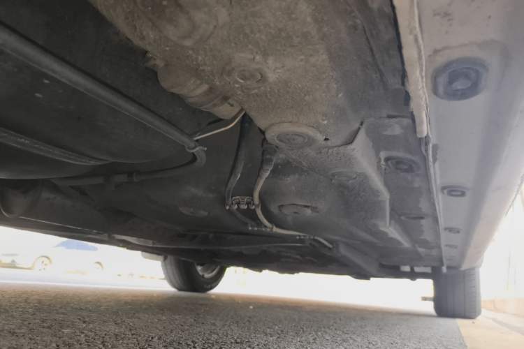Used Volkswagen Lavida 2011 1.6L Manual - Premium Edition Chassis Rear Right