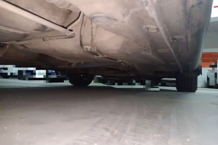 Used Volkswagen Lavida 2011 1.6L Automatic Premium Edition Chassis Rear Right